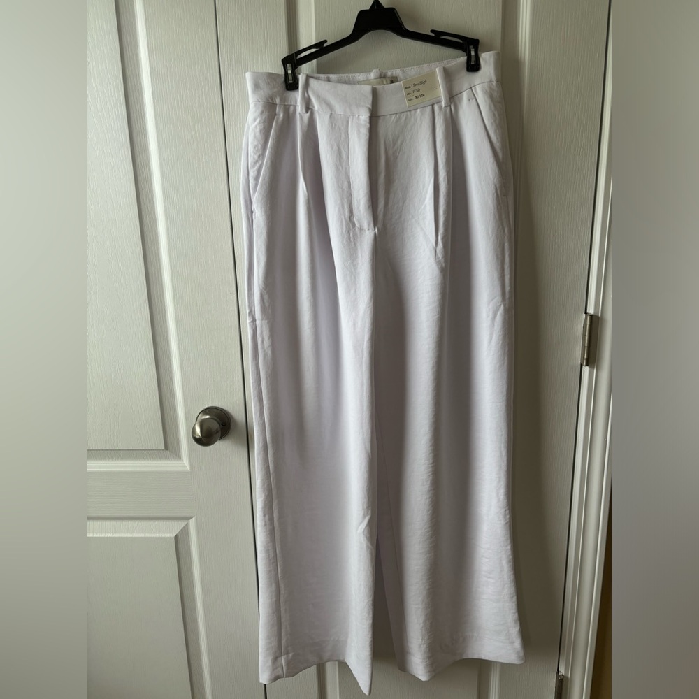 NWT A&F Sloane crepe tailored pant white size 30 ladies 10 - Picture 3 of 4